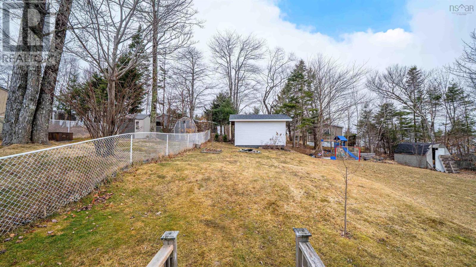 35 Sunnyvale Court, Lower Sackville, Nova Scotia  B4E 2T2 - Photo 38 - 202505319