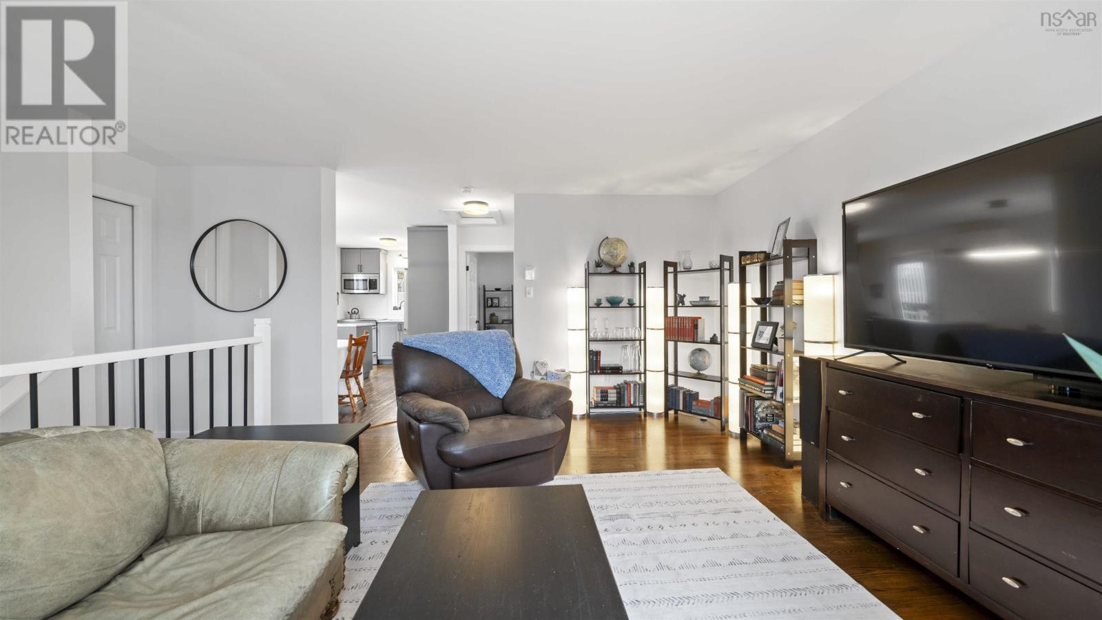 35 Sunnyvale Court, Lower Sackville, Nova Scotia  B4E 2T2 - Photo 5 - 202505319