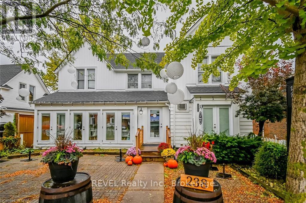 234-238 Ridge Road N, Fort Erie, Ontario  L0S 1N0 - Photo 1 - X11905664