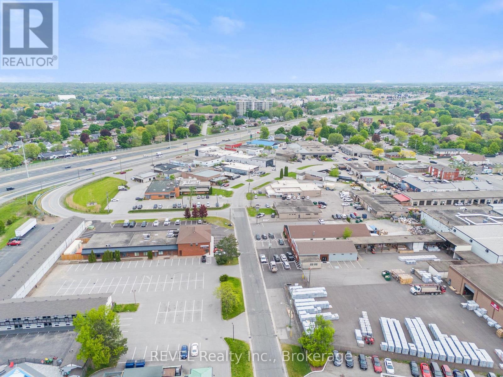 100b - 36 Hiscott Street, St. Catharines, Ontario  L2R 1C8 - Photo 18 - X11926259