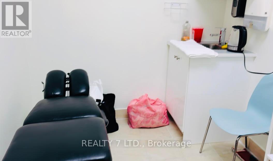 403 Parliament Street E, Toronto, Ontario  M5E 1Z8 - Photo 13 - C12029802