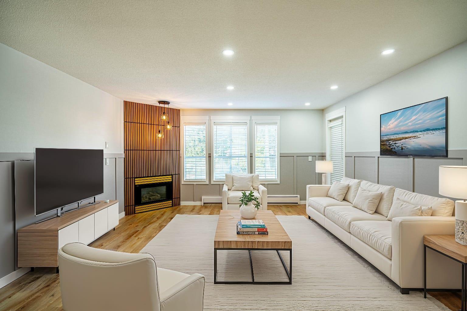 211 1450 MERKLIN STREET, White Rock, British Columbia