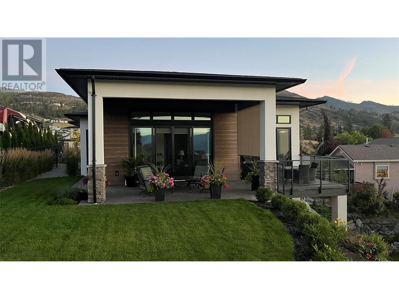 Property at 356 Tanager Drive image 2