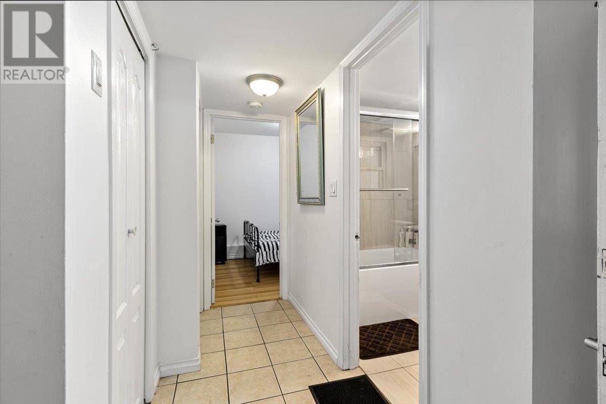 7575 10th Avenue, Burnaby, British Columbia  V3N 2S1 - Photo 28 - R2979695