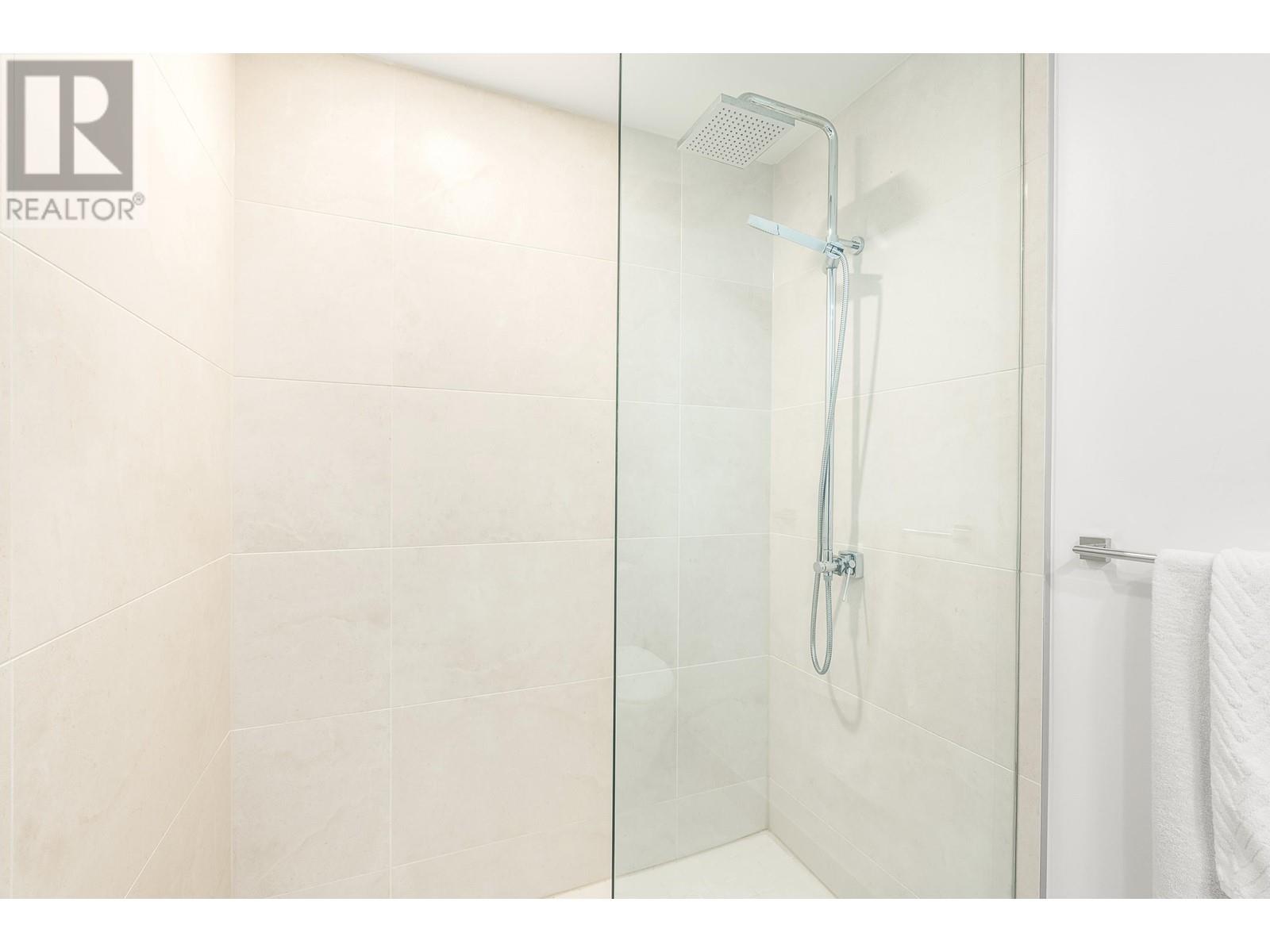 Listing Picture 18 of 40 : 2603 8 SMITHE MEWS, Vancouver / 溫哥華 - 魯藝地產 Yvonne Lu Group - MLS Medallion Club Member