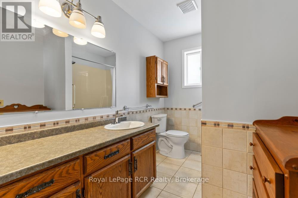 282 Forest Glen Drive, Wellington North, Ontario  N0G 2L2 - Photo 18 - X12029940