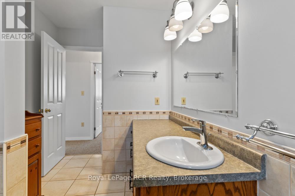 282 Forest Glen Drive, Wellington North, Ontario  N0G 2L2 - Photo 20 - X12029940