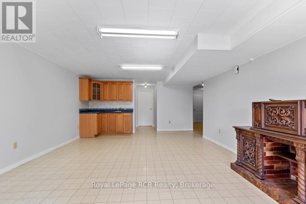 282 Forest Glen Drive, Wellington North, Ontario  N0G 2L2 - Photo 30 - X12029940