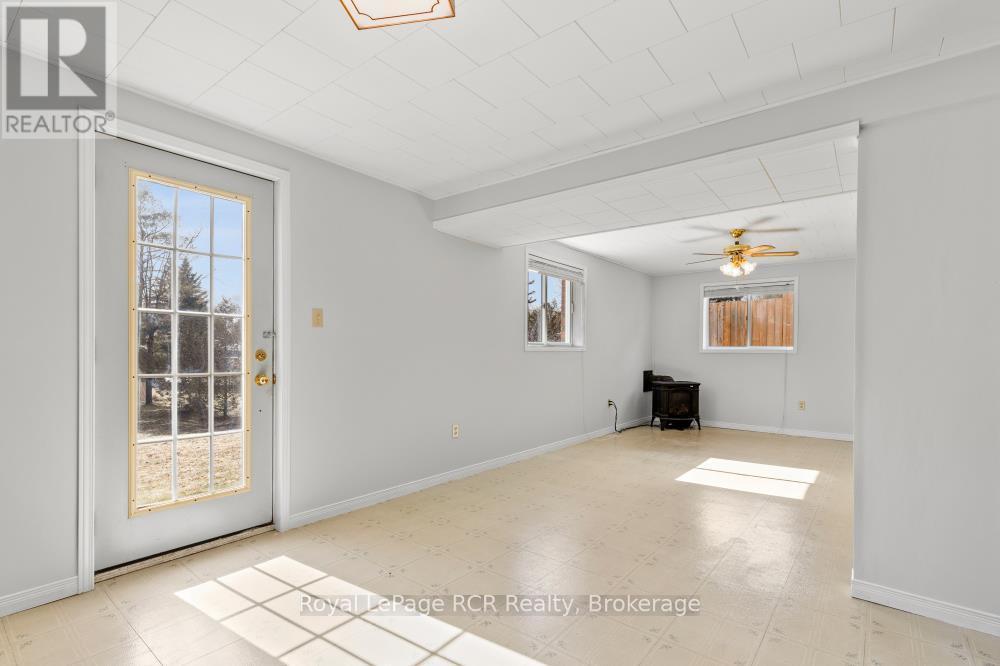 282 Forest Glen Drive, Wellington North, Ontario  N0G 2L2 - Photo 33 - X12029940