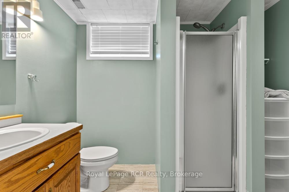 282 Forest Glen Drive, Wellington North, Ontario  N0G 2L2 - Photo 35 - X12029940