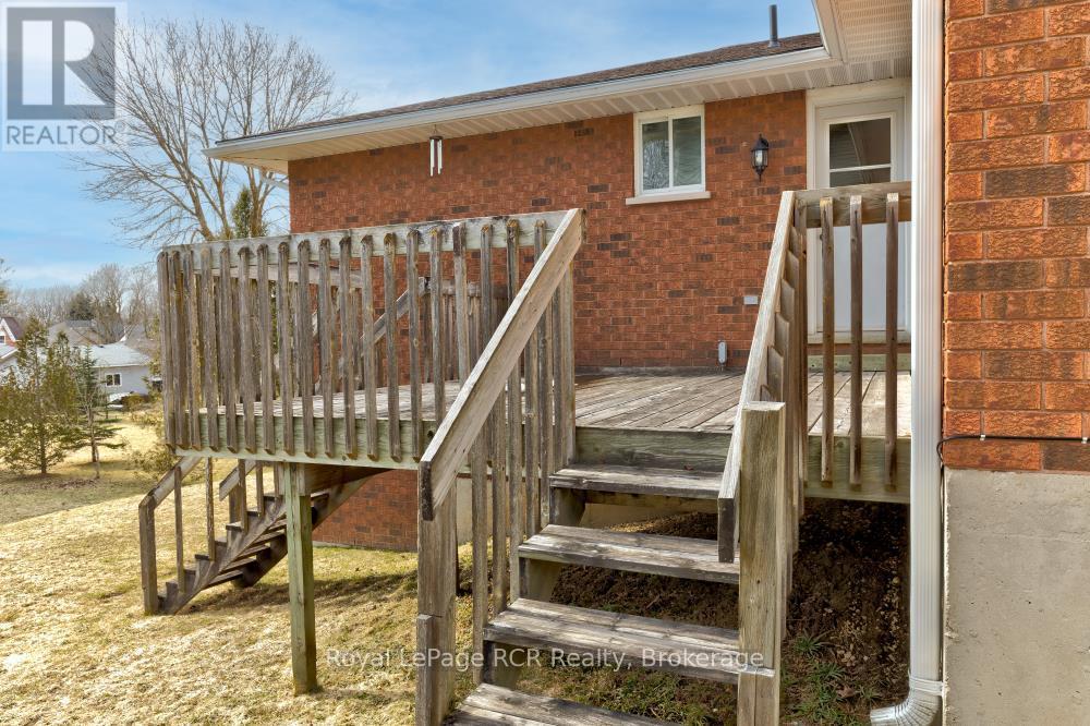 282 Forest Glen Drive, Wellington North, Ontario  N0G 2L2 - Photo 38 - X12029940