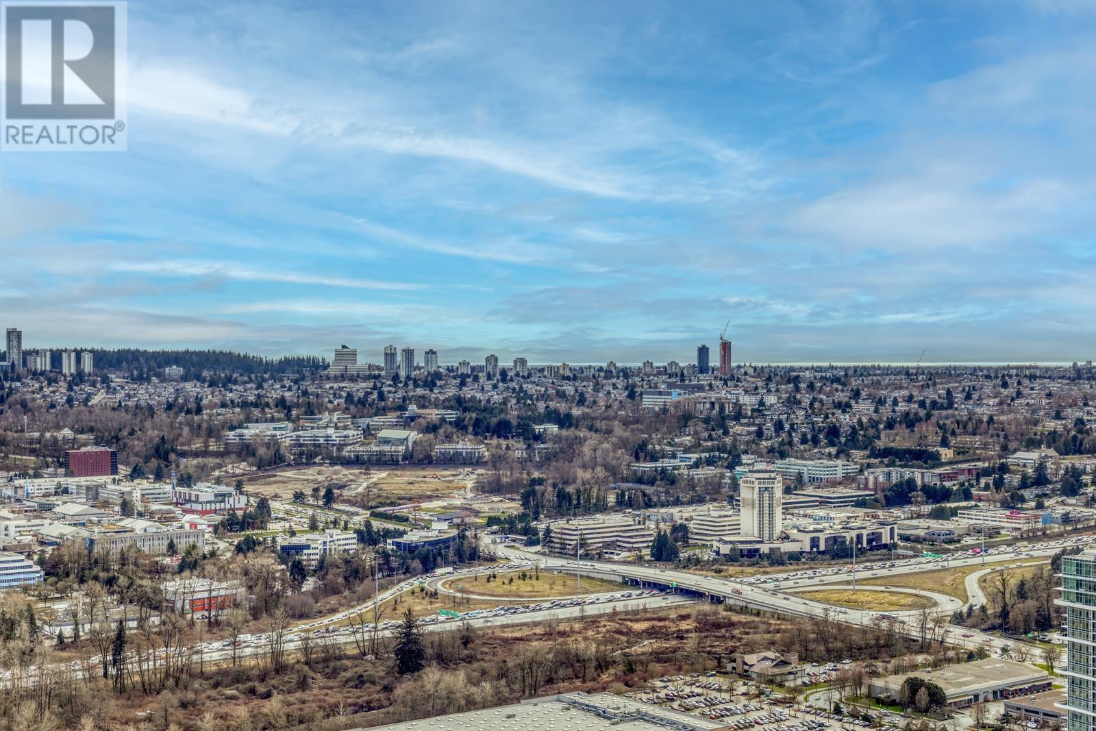 Listing Picture 25 of 37 : 4806 4880 LOUGHEED HIGHWAY, Burnaby / 本拿比 - 魯藝地產 Yvonne Lu Group - MLS Medallion Club Member