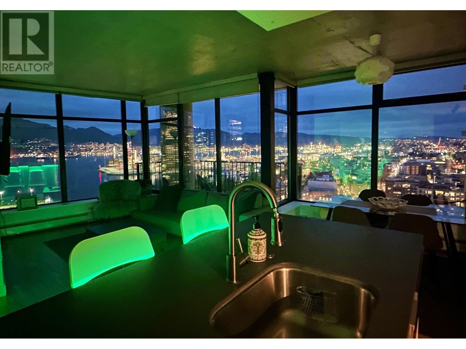 Listing Picture 15 of 40 : 2303 128 W CORDOVA STREET, Vancouver / 溫哥華 - 魯藝地產 Yvonne Lu Group - MLS Medallion Club Member