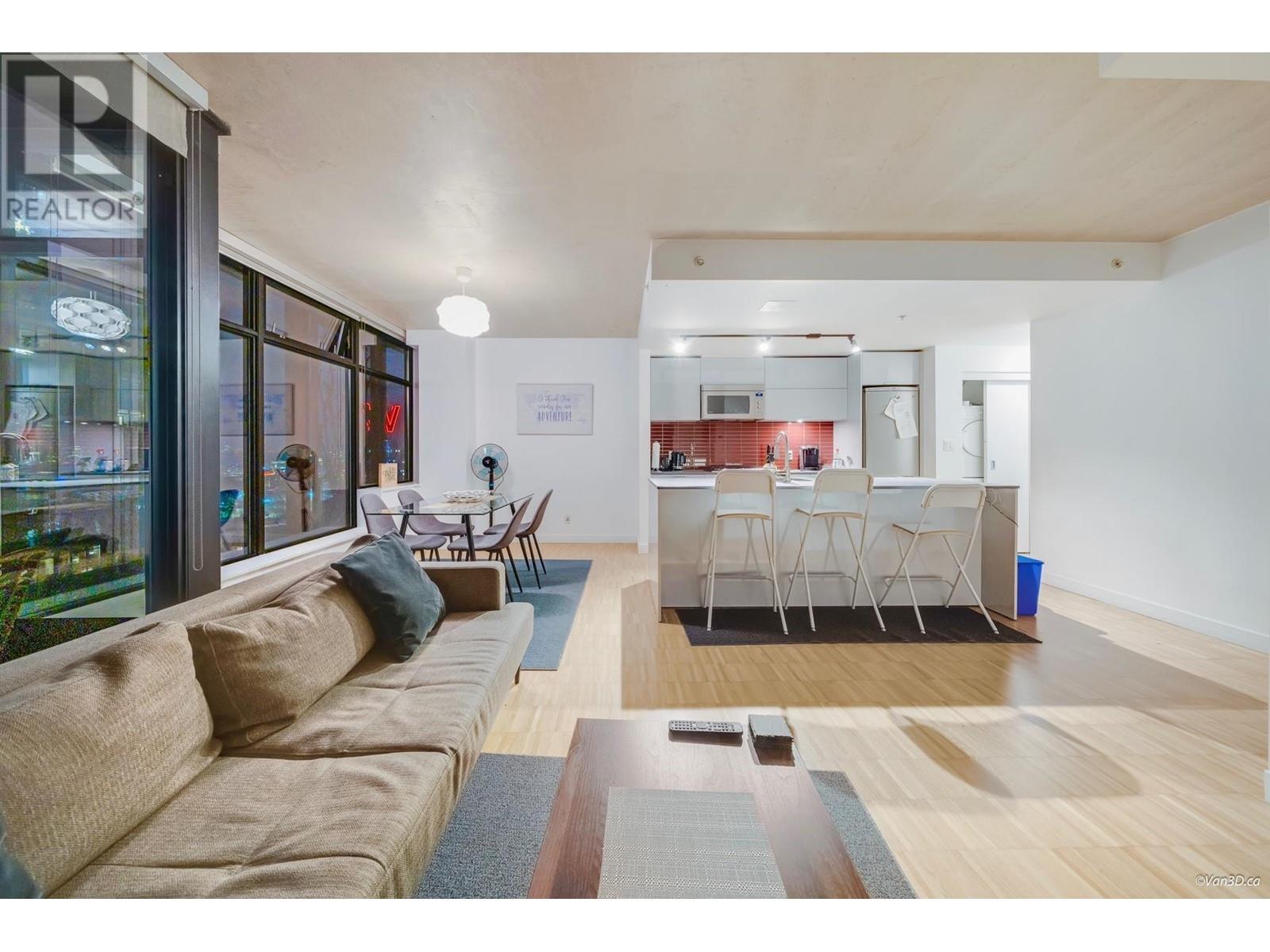 Listing Picture 20 of 40 : 2303 128 W CORDOVA STREET, Vancouver / 溫哥華 - 魯藝地產 Yvonne Lu Group - MLS Medallion Club Member