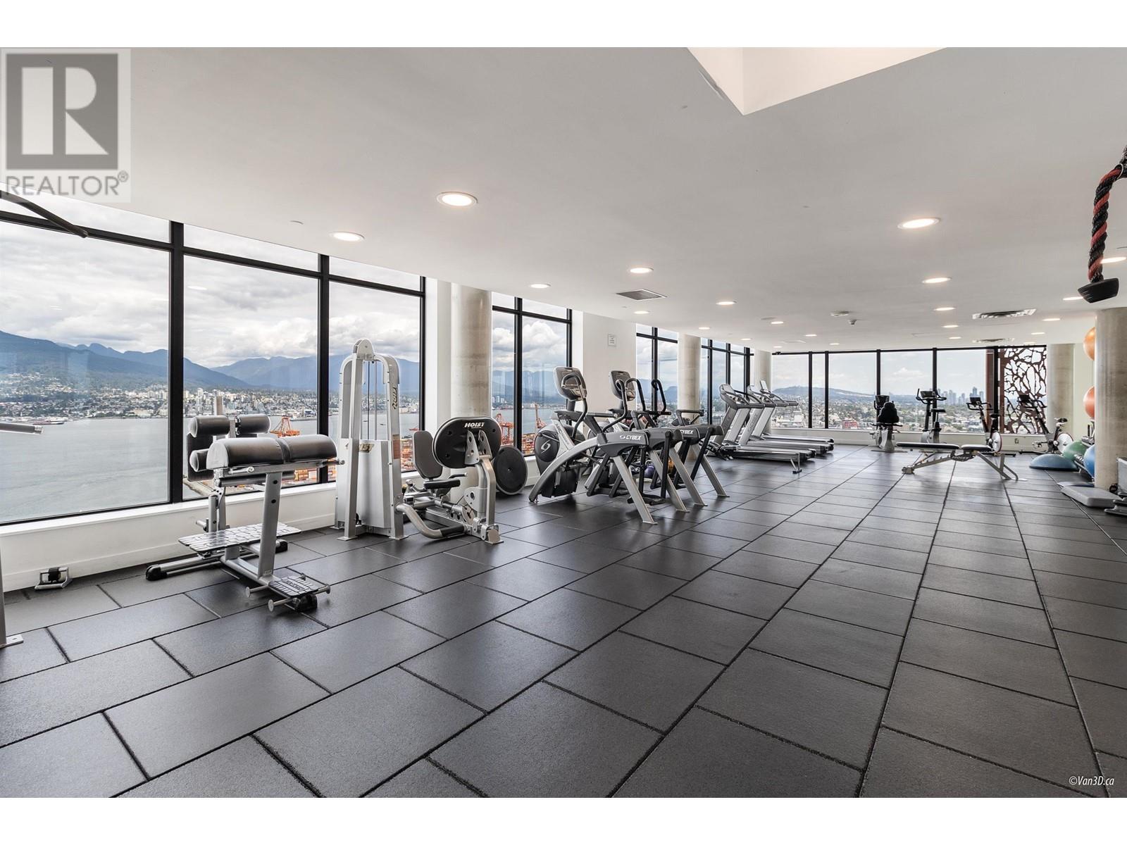 Listing Picture 34 of 40 : 2303 128 W CORDOVA STREET, Vancouver / 溫哥華 - 魯藝地產 Yvonne Lu Group - MLS Medallion Club Member