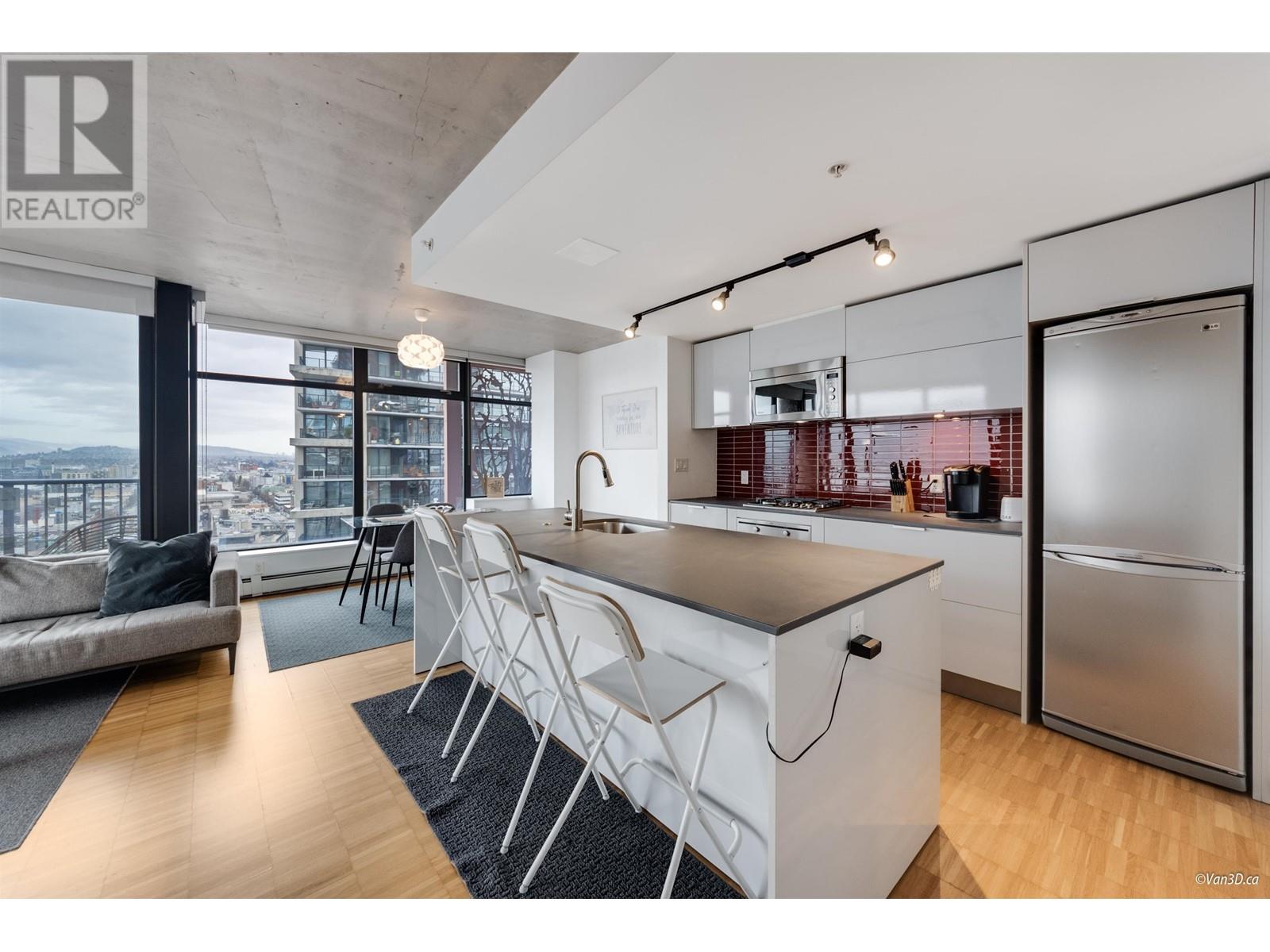 Listing Picture 21 of 40 : 2303 128 W CORDOVA STREET, Vancouver / 溫哥華 - 魯藝地產 Yvonne Lu Group - MLS Medallion Club Member