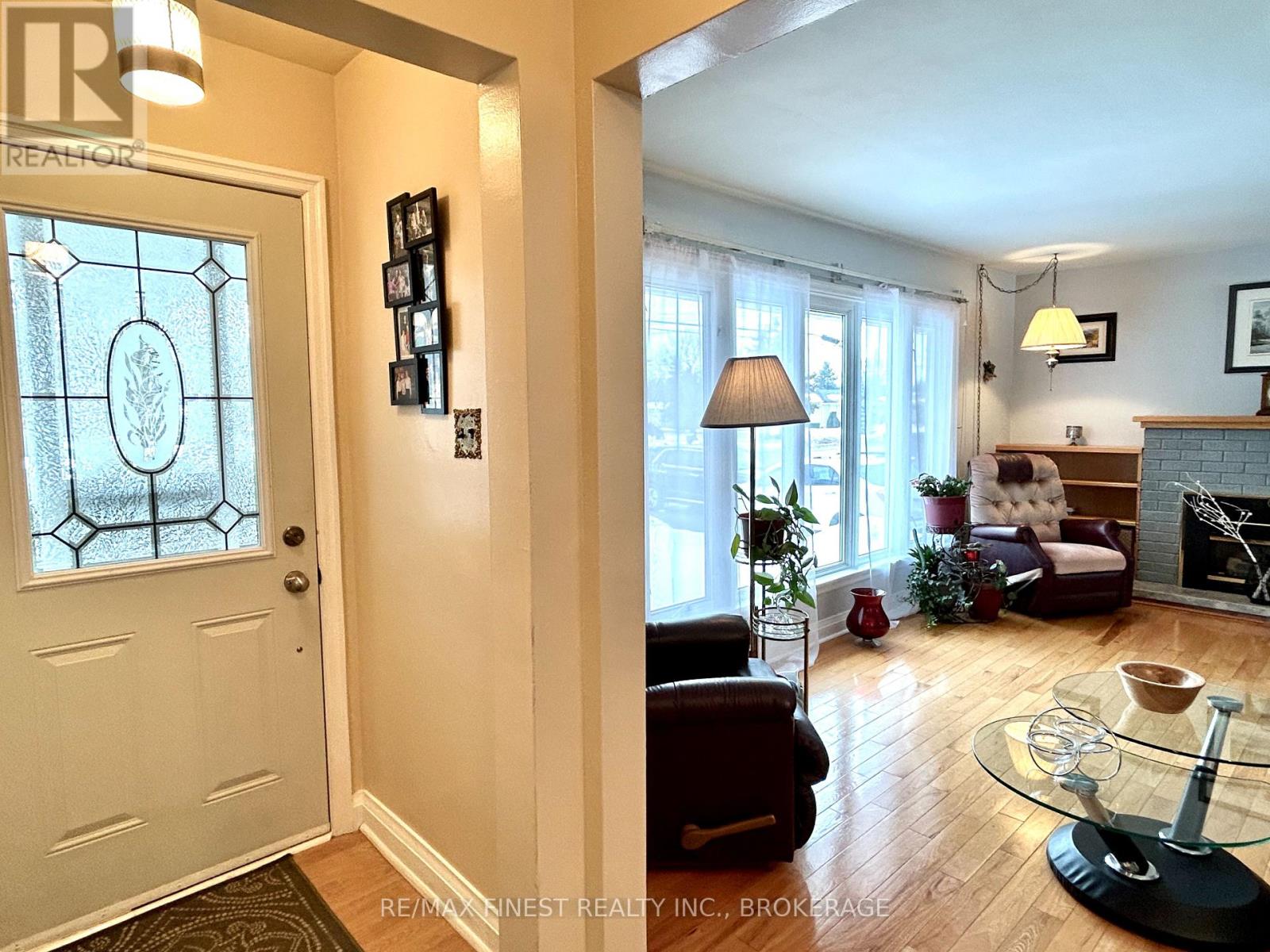 Property at 1869 SYDENHAM ROAD image 5