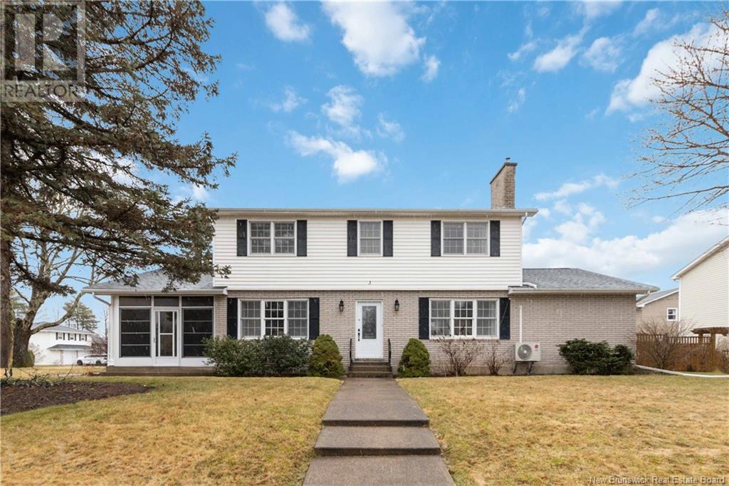 Property at 3 Wallace Court image 1
