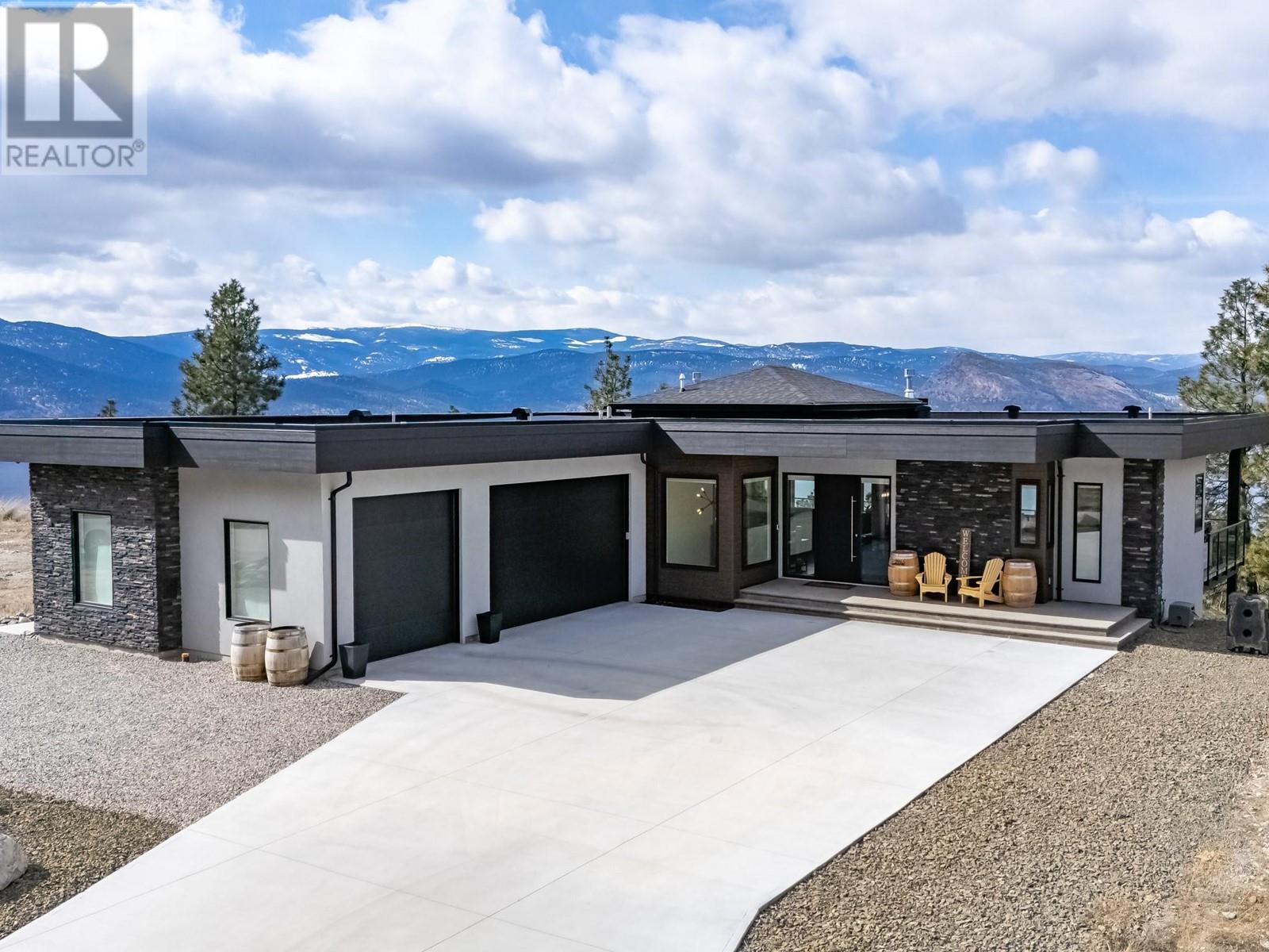 2965 OUTLOOK Way, naramata, British Columbia