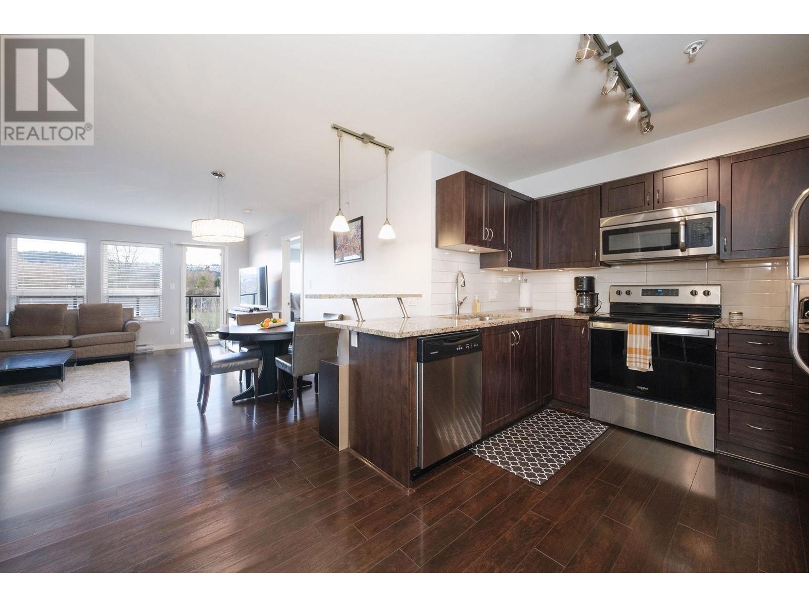 306 2191 Shaughnessy Street, Port Coquitlam, British Columbia  V3C 3C7 - Photo 2 - R2979962