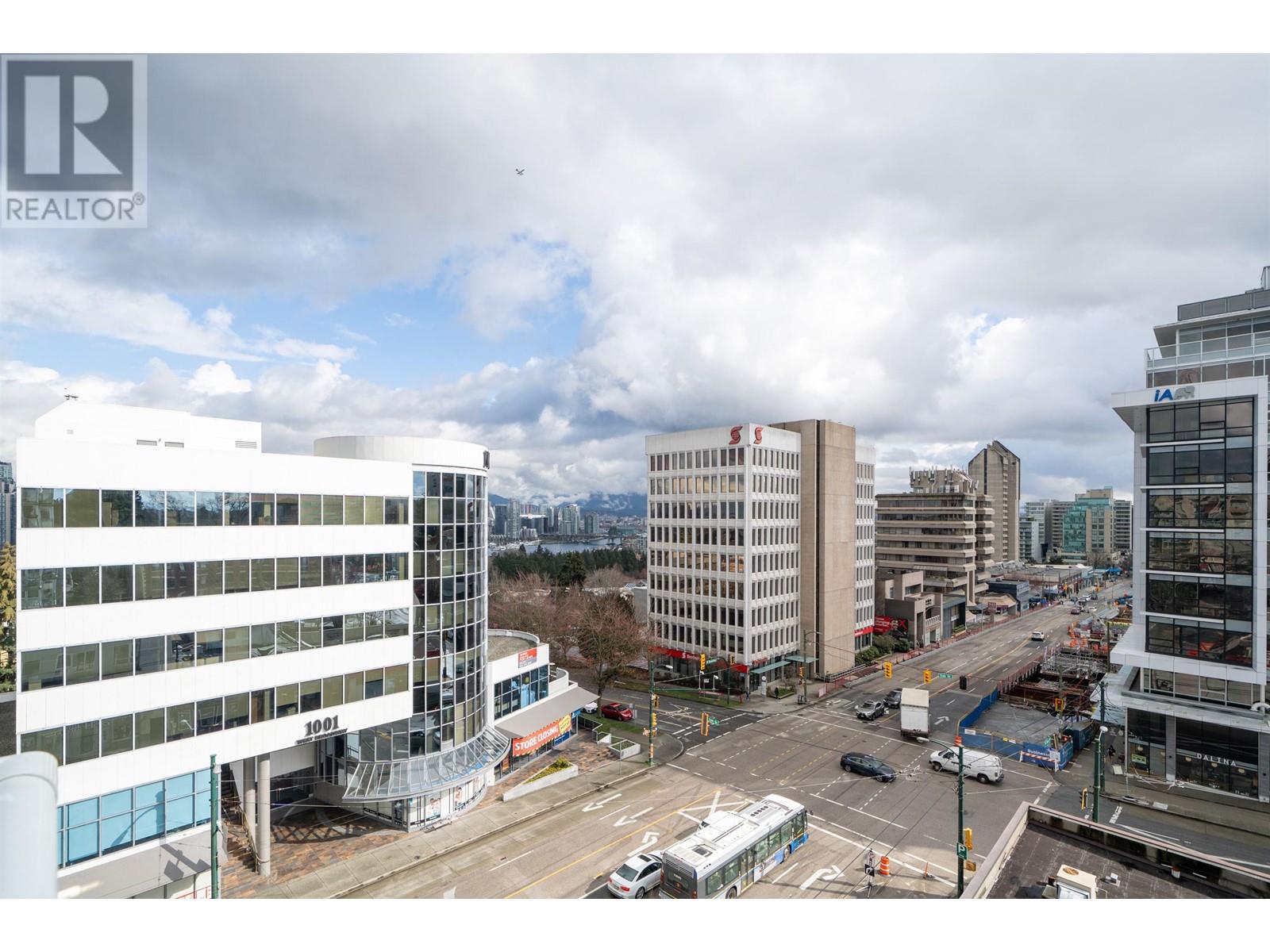 Listing Picture 19 of 24 : 808 1030 W BROADWAY AVENUE, Vancouver / 溫哥華 - 魯藝地產 Yvonne Lu Group - MLS Medallion Club Member