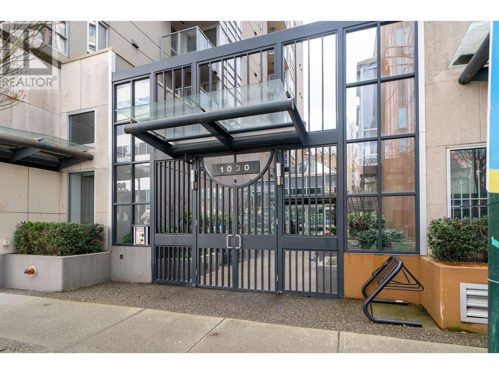Listing Picture 3 of 24 : 808 1030 W BROADWAY AVENUE, Vancouver / 溫哥華 - 魯藝地產 Yvonne Lu Group - MLS Medallion Club Member