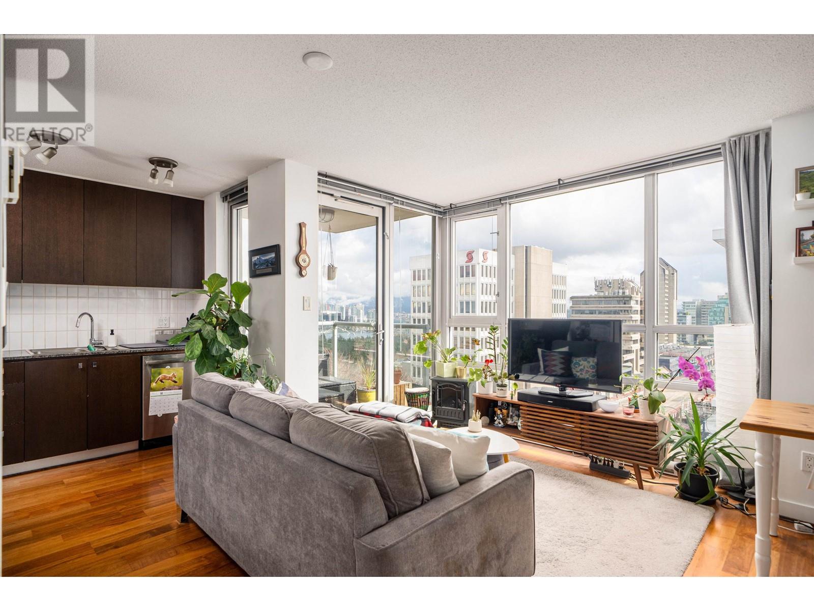 Listing Picture 7 of 24 : 808 1030 W BROADWAY AVENUE, Vancouver / 溫哥華 - 魯藝地產 Yvonne Lu Group - MLS Medallion Club Member