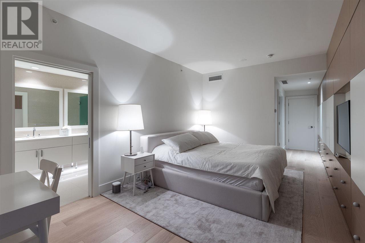 405 175 Victory Ship Way, North Vancouver, British Columbia  V7L 0G1 - Photo 14 - R2979985