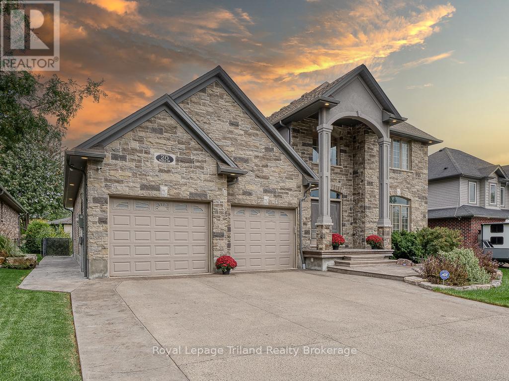 Photo 3 of 50 for 20 Sloan Drive