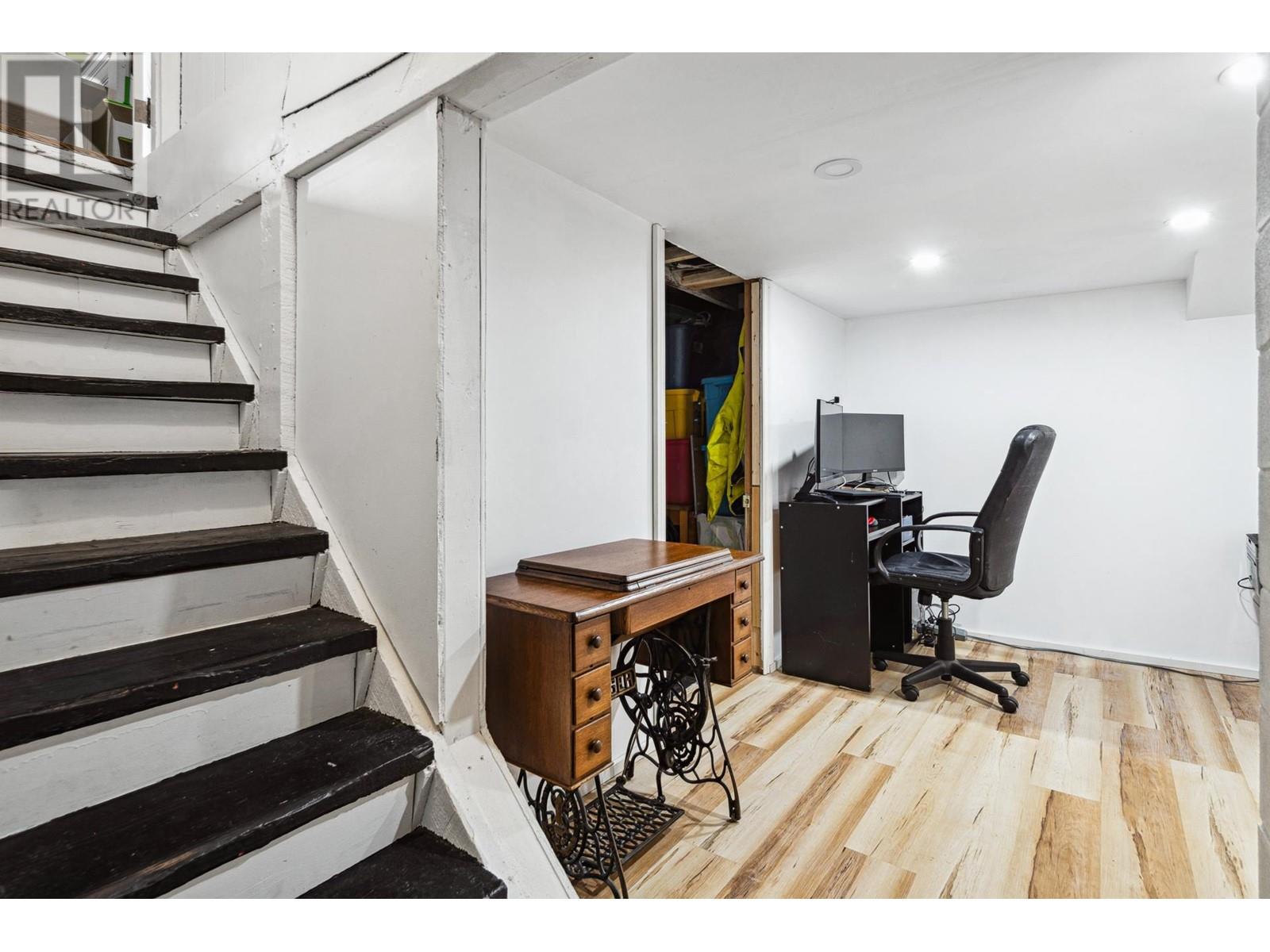 341 W 22nd Street, North Vancouver, British Columbia  V7M 2A3 - Photo 27 - R2979967