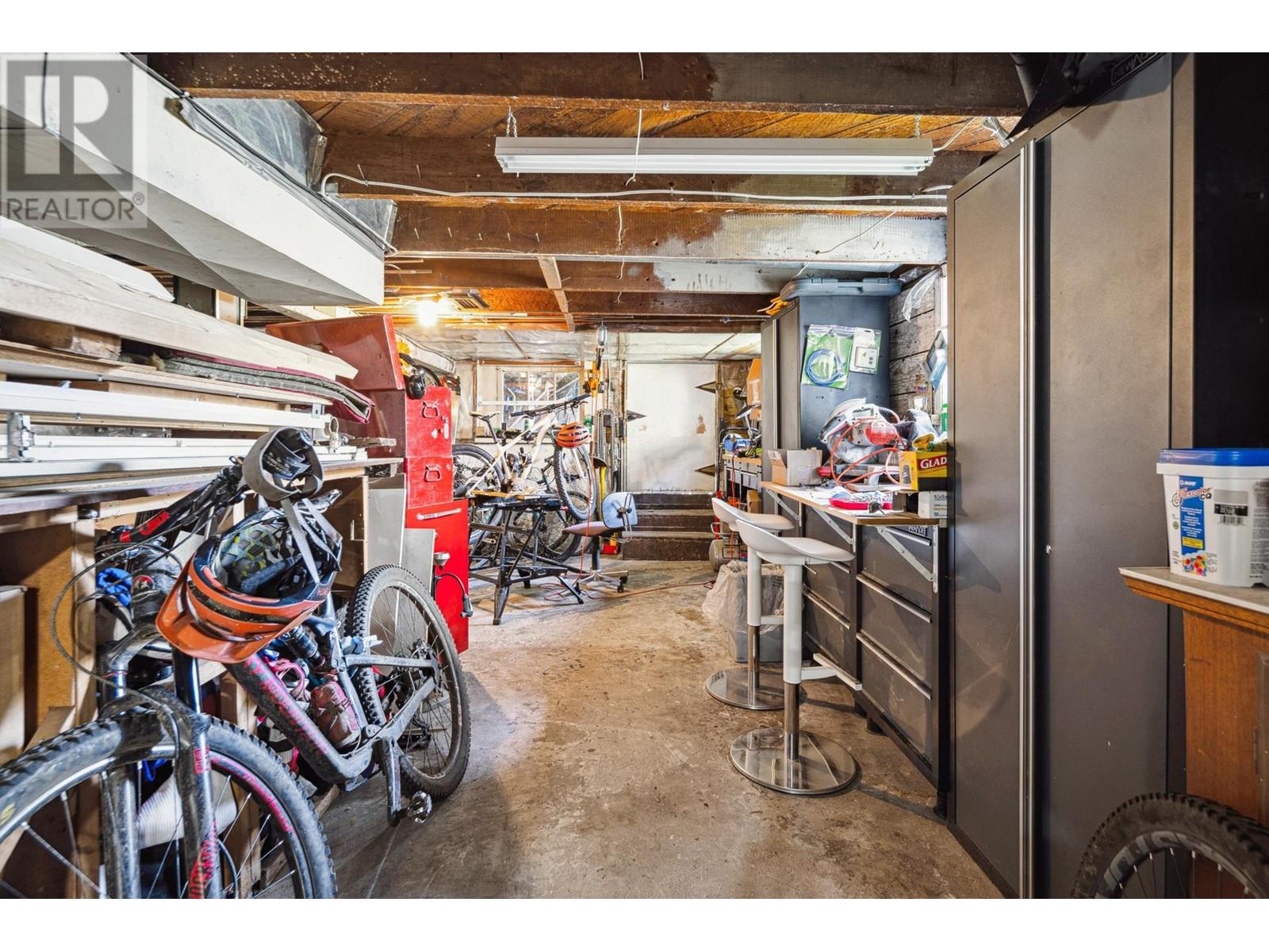 341 W 22nd Street, North Vancouver, British Columbia  V7M 2A3 - Photo 30 - R2979967