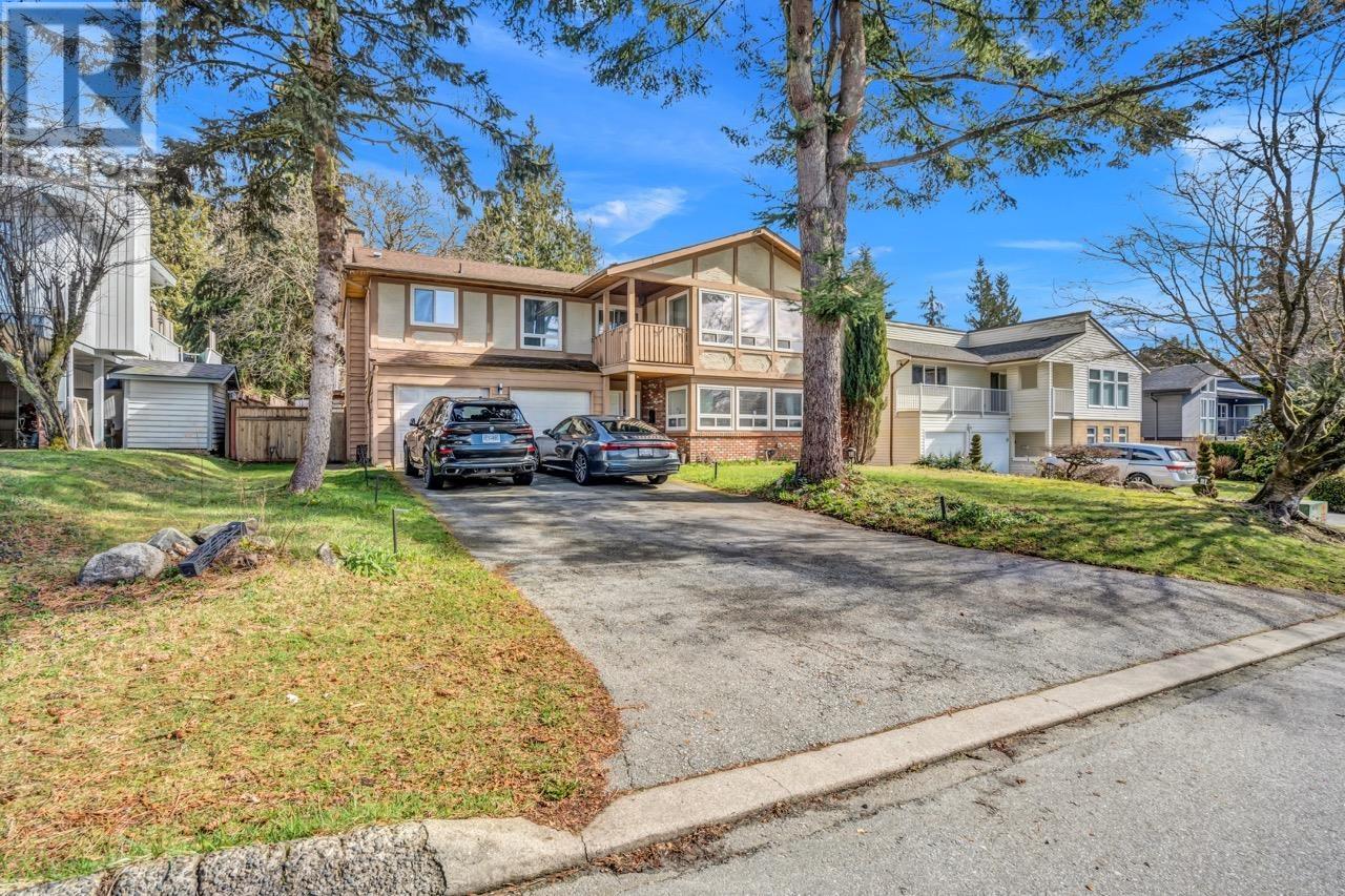 2322 Kirkstone Road, North Vancouver, British Columbia  V7J 3M3 - Photo 2 - R2979976