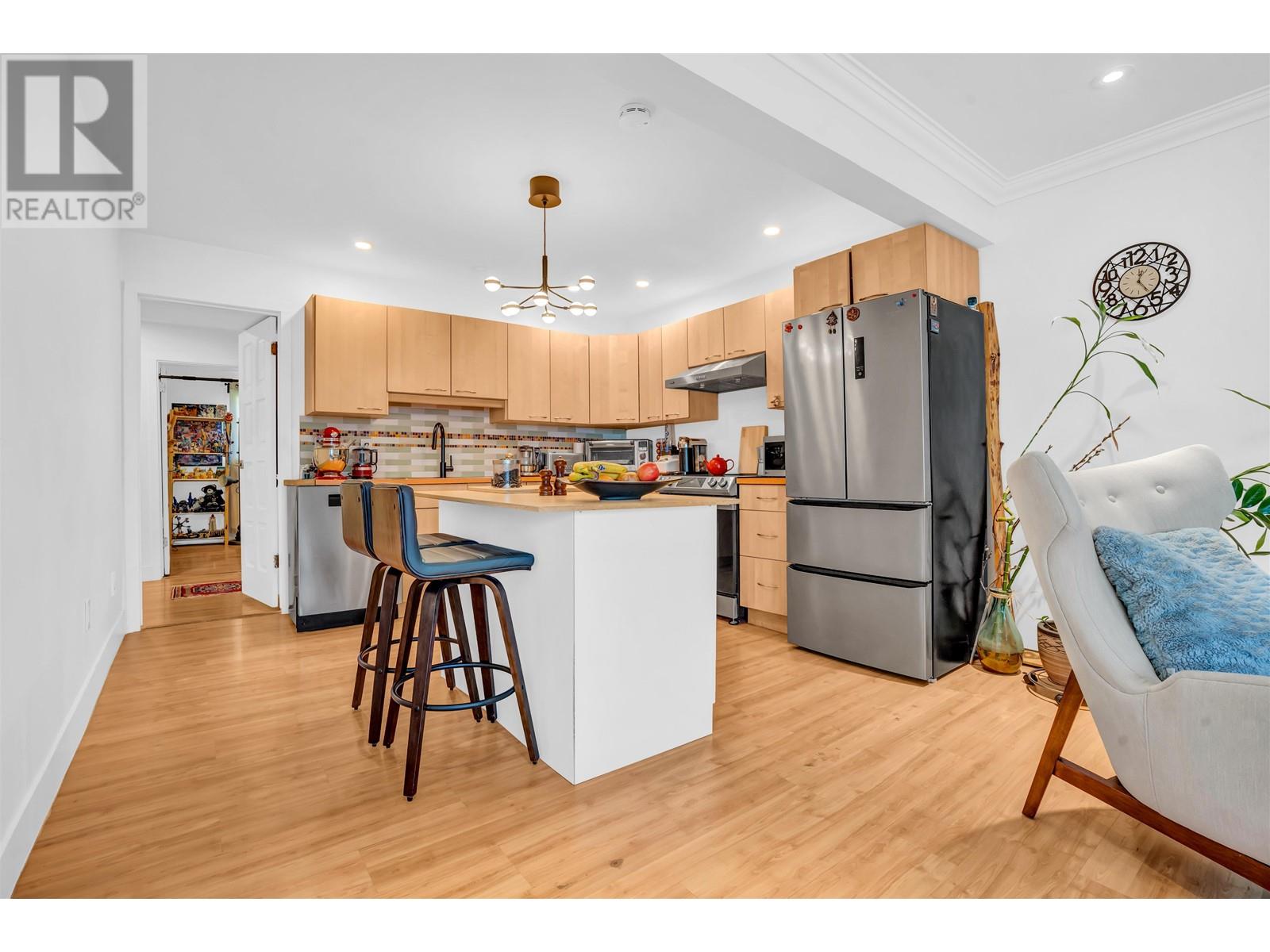 2322 Kirkstone Road, North Vancouver, British Columbia  V7J 3M3 - Photo 8 - R2979976