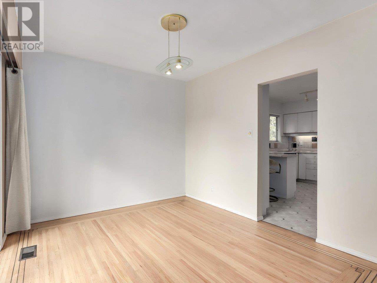 2984 Plymouth Drive, North Vancouver, British Columbia  V7H 1C7 - Photo 6 - R2979993