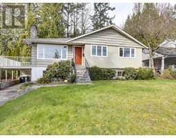 2984 PLYMOUTH DRIVE
