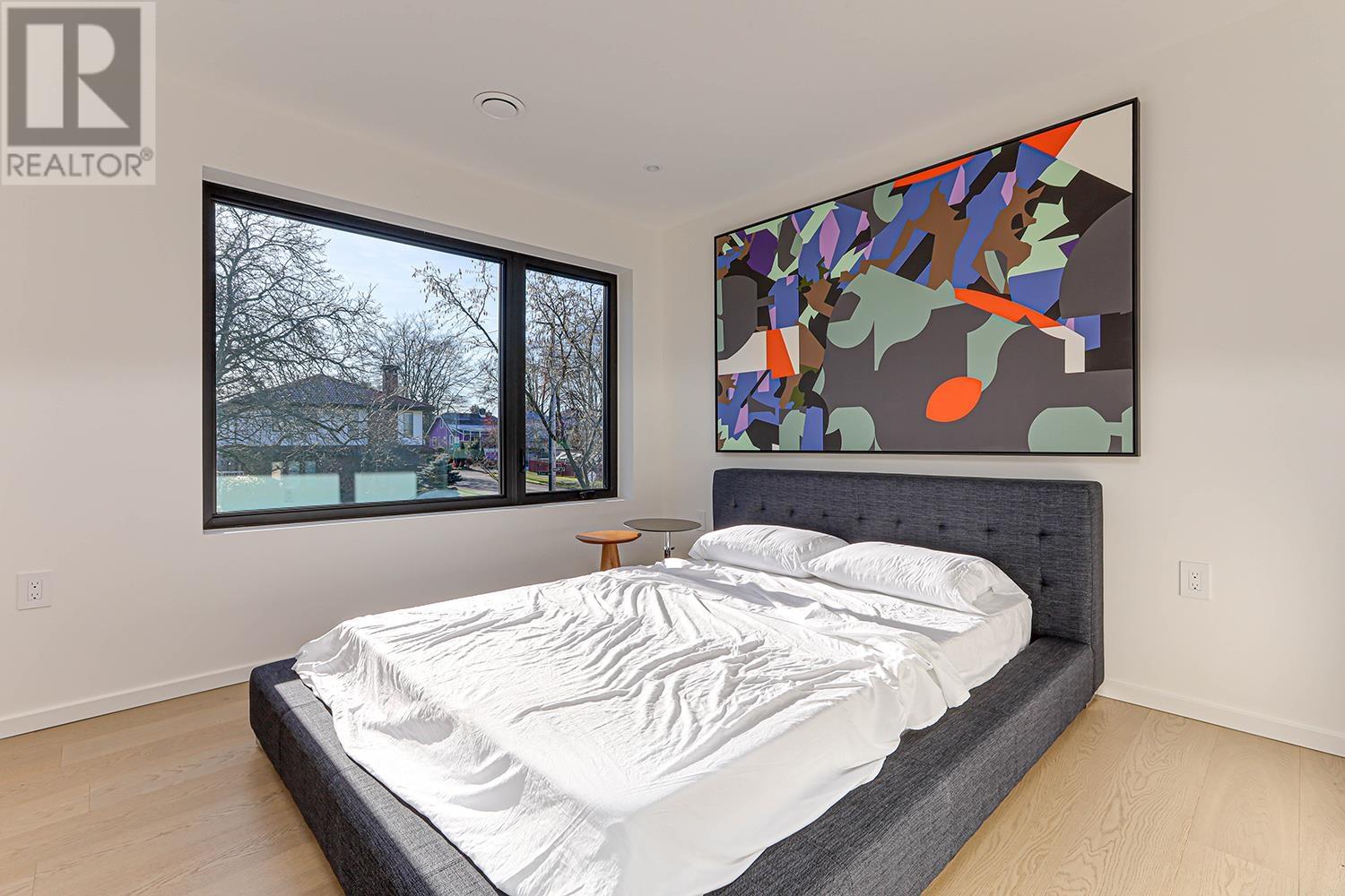 Listing Picture 17 of 23 : 1 2709 NAPIER STREET, Vancouver / 溫哥華 - 魯藝地產 Yvonne Lu Group - MLS Medallion Club Member