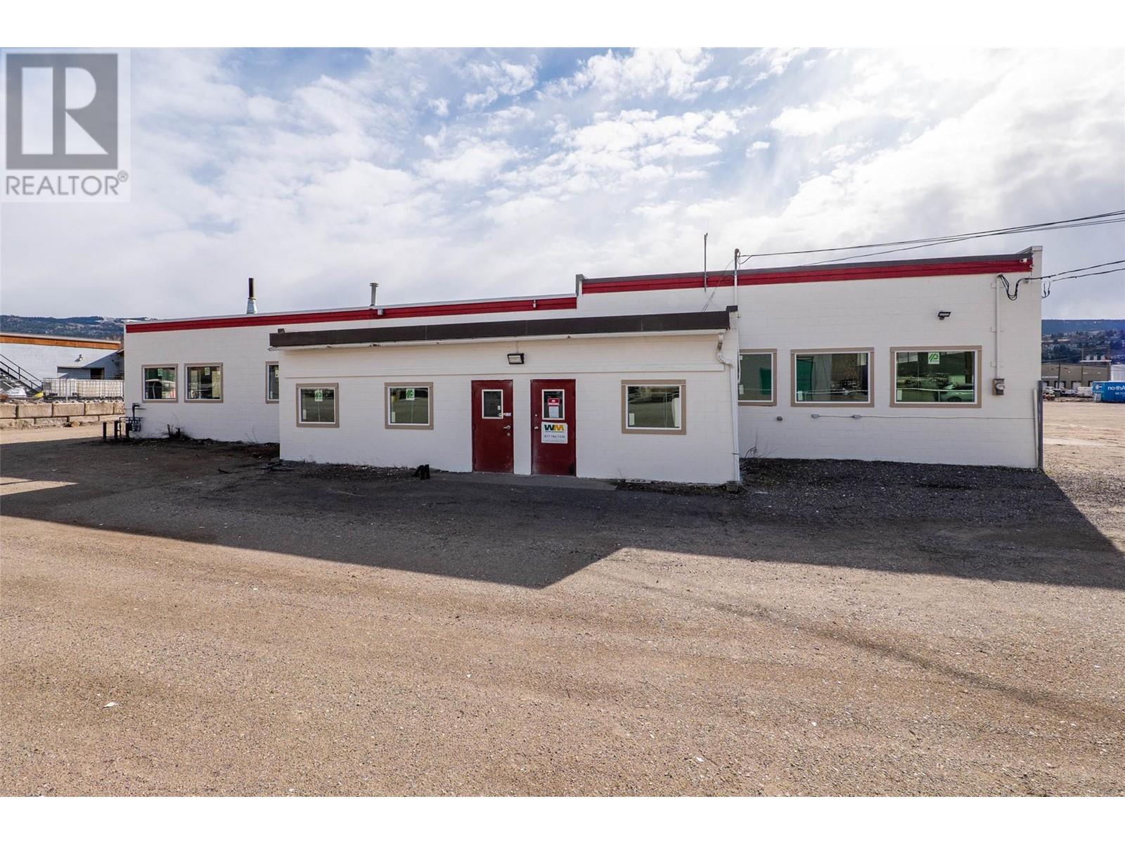 663 Sarcee Street W, Kamloops, British Columbia  V2H 1E4 - Photo 5 - 10337802