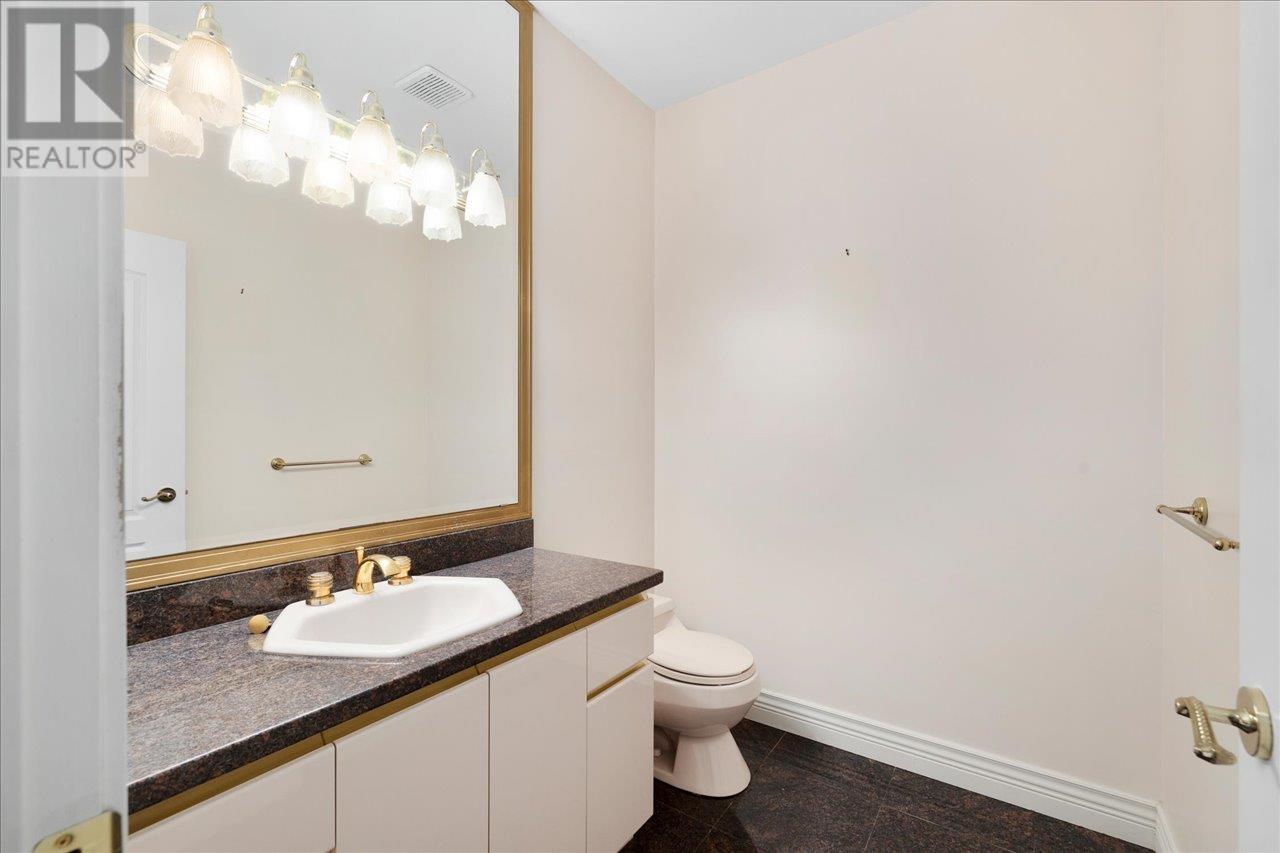 Listing Picture 25 of 40 : 5631 COLVILLE ROAD, Richmond / 烈治文 - 魯藝地產 Yvonne Lu Group - MLS Medallion Club Member