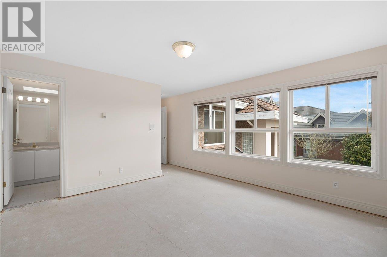 Listing Picture 32 of 40 : 5631 COLVILLE ROAD, Richmond / 烈治文 - 魯藝地產 Yvonne Lu Group - MLS Medallion Club Member