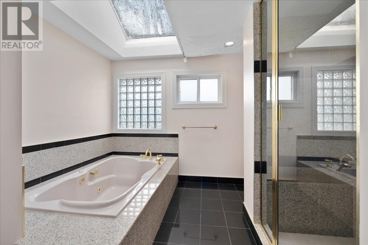 Listing Picture 30 of 40 : 5631 COLVILLE ROAD, Richmond / 烈治文 - 魯藝地產 Yvonne Lu Group - MLS Medallion Club Member