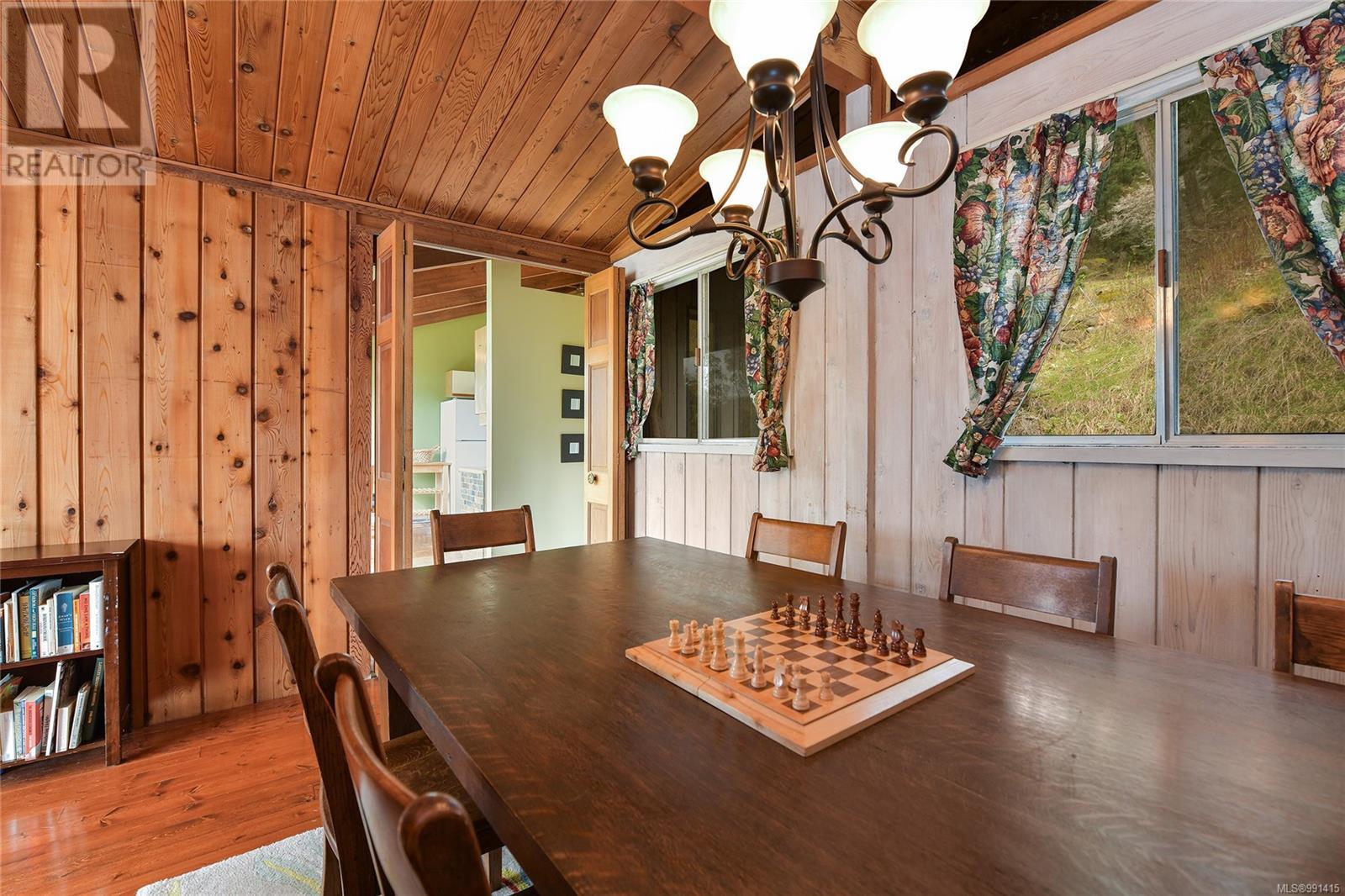 524 Bay Trnabt, Mayne Island, British Columbia  V0N 2J2 - Photo 21 - 991415