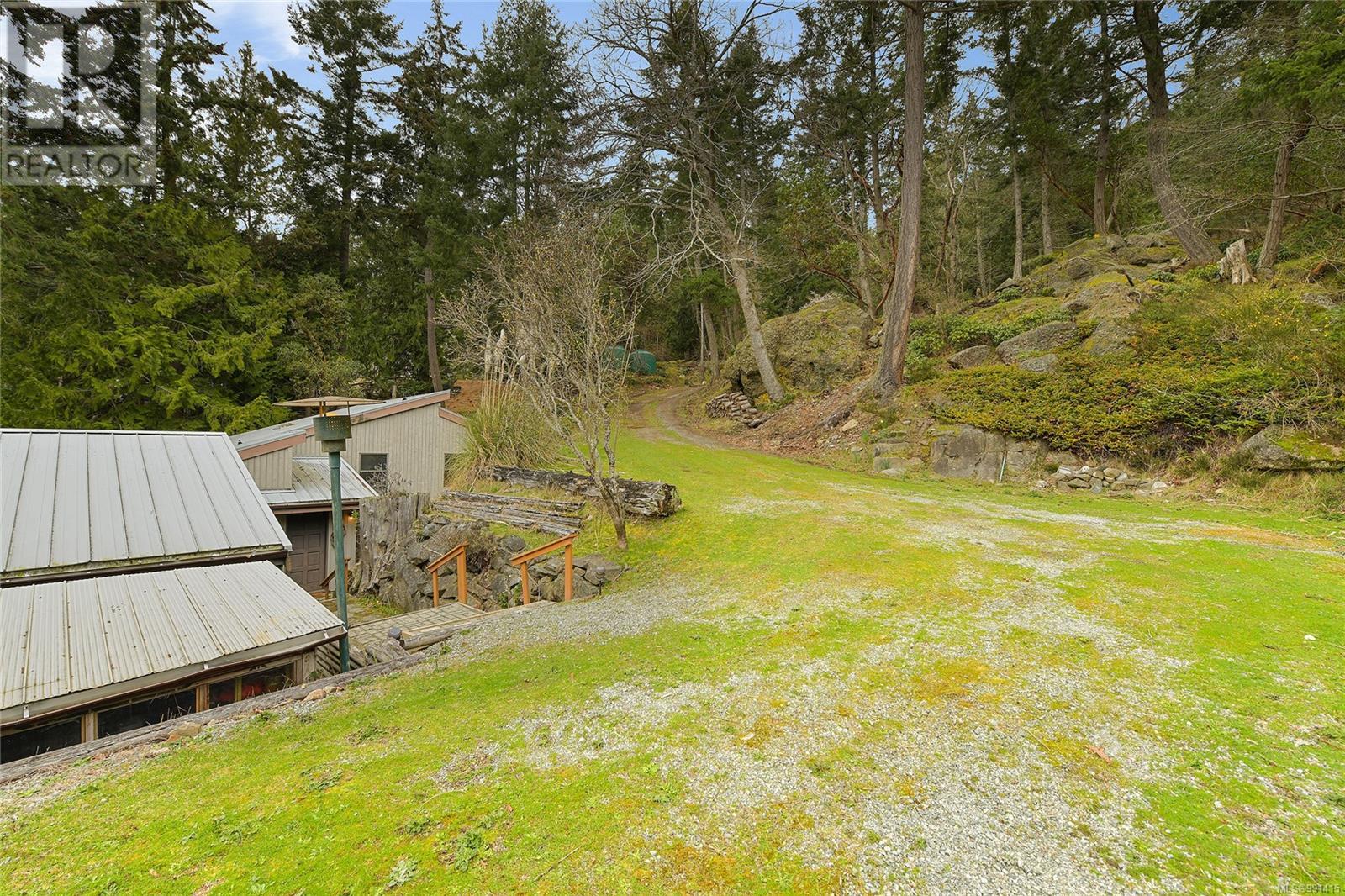 524 Bay Trnabt, Mayne Island, British Columbia  V0N 2J2 - Photo 36 - 991415