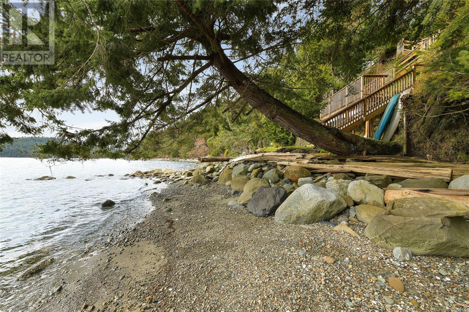524 Bay Trnabt, Mayne Island, British Columbia  V0N 2J2 - Photo 45 - 991415