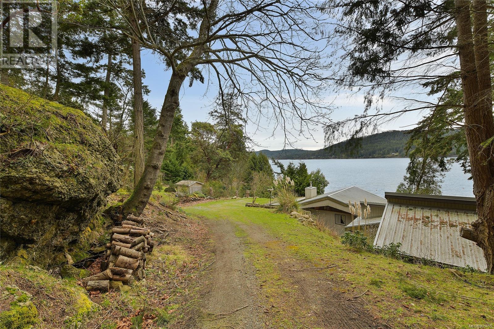 524 Bay Trnabt, Mayne Island, British Columbia  V0N 2J2 - Photo 46 - 991415