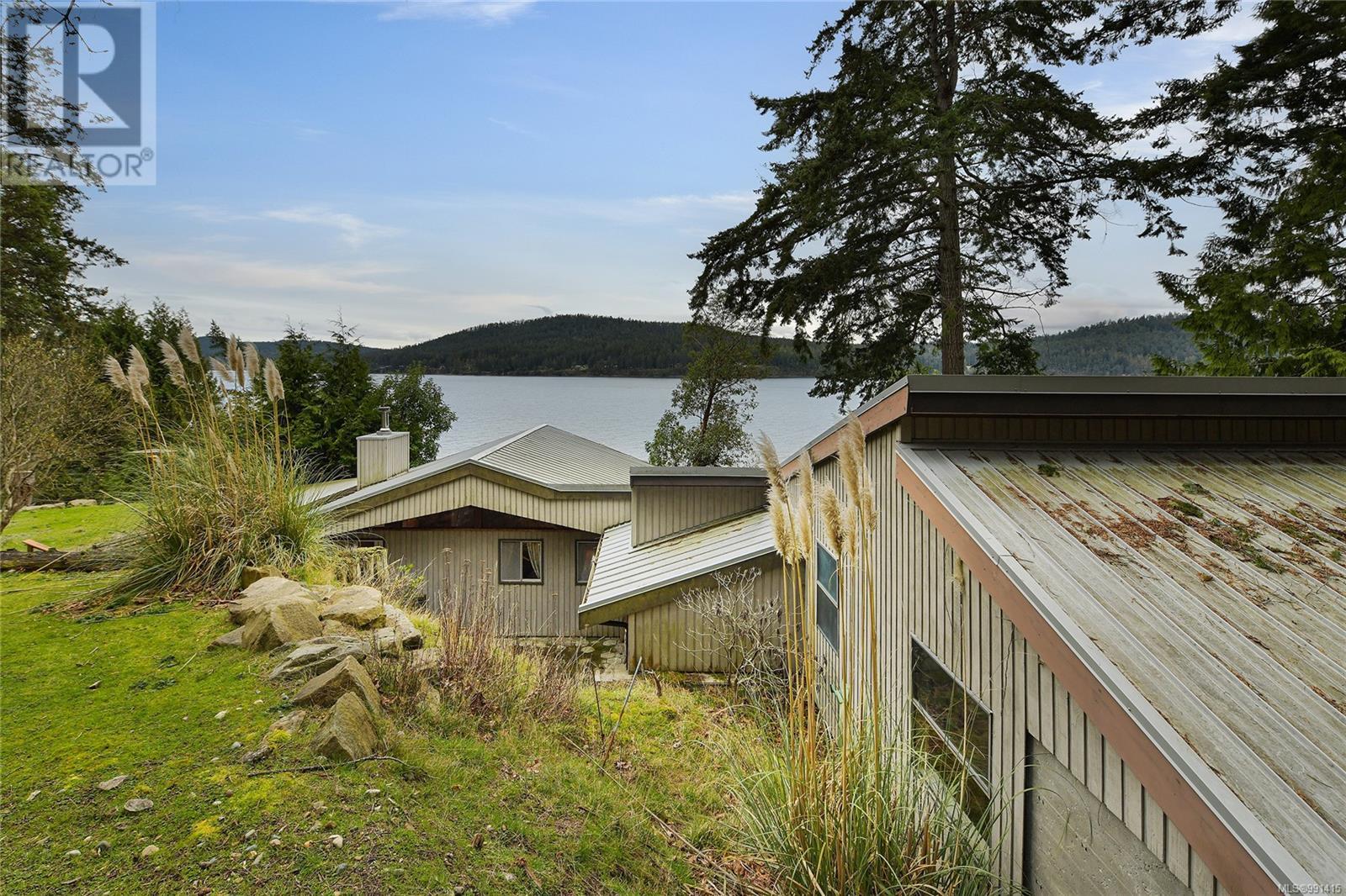 524 Bay Trnabt, Mayne Island, British Columbia  V0N 2J2 - Photo 47 - 991415
