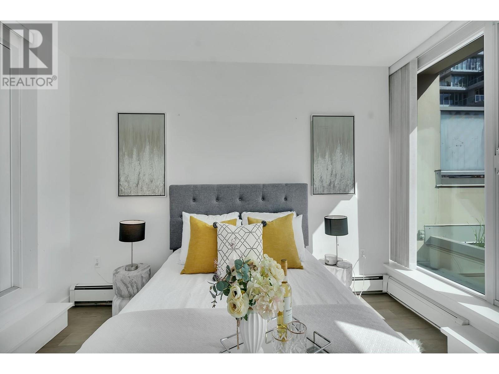 Listing Picture 27 of 33 : 332 W 1ST AVENUE, Vancouver / 溫哥華 - 魯藝地產 Yvonne Lu Group - MLS Medallion Club Member