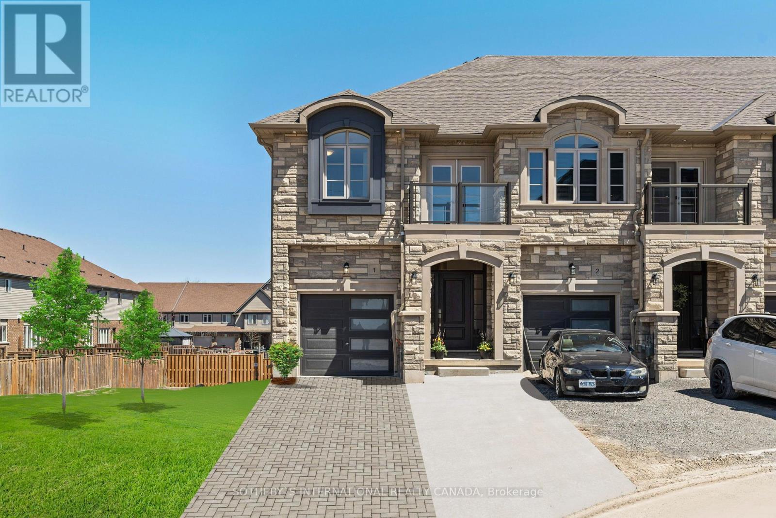 Property at 12 - 675 VICTORIA ROAD N image 1