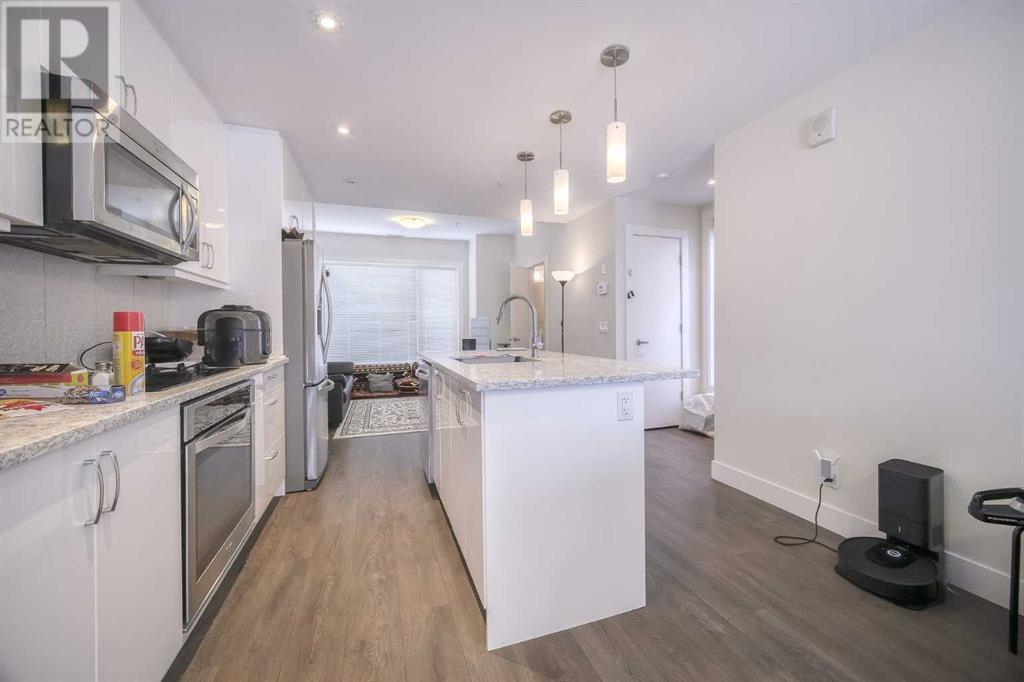 Property at 103, 20 Brentwood Common NW image 4