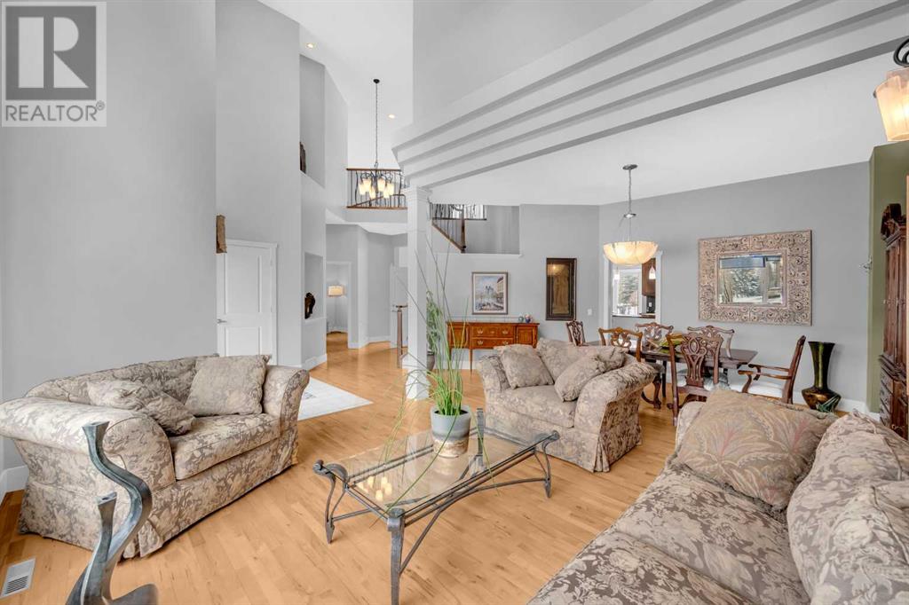 20 Lynx Meadows Court Nw, Calgary, Alberta  T3L 2M1 - Photo 7 - A2191481