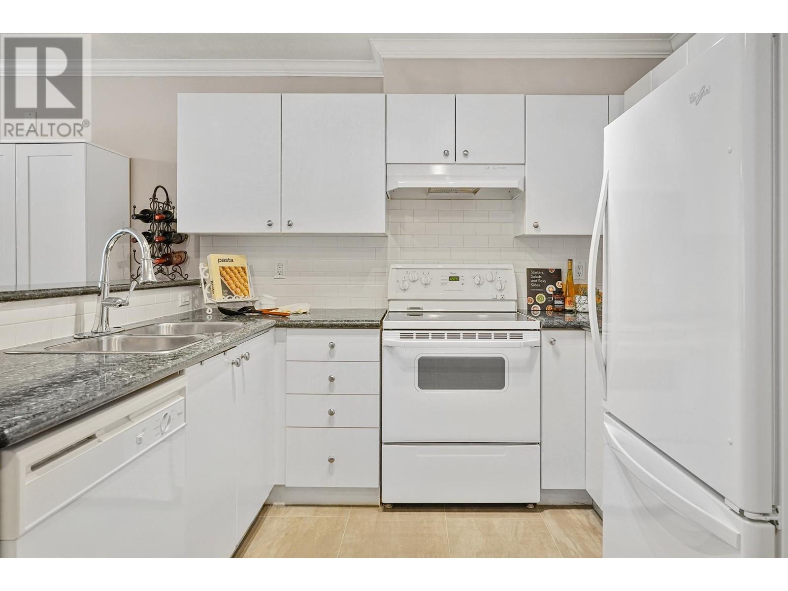 162 1100 E 29th, North Vancouver, British Columbia  V7K 3E4 - Photo 14 - R2979602